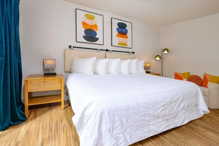 Guest rooms
