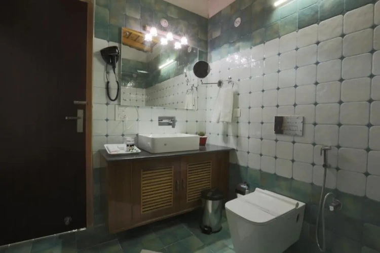 Double Suite