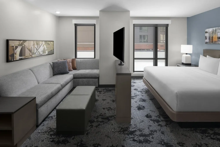 Double Suite