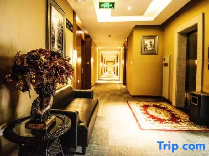 Huayan Boutique Hotel