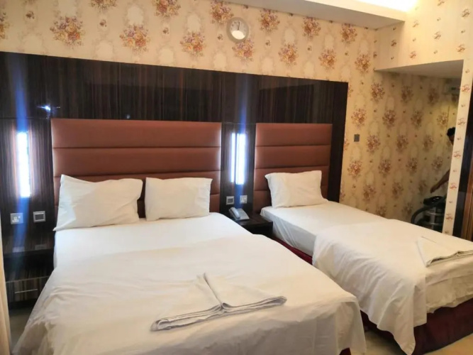 Burj Nahar Hotel