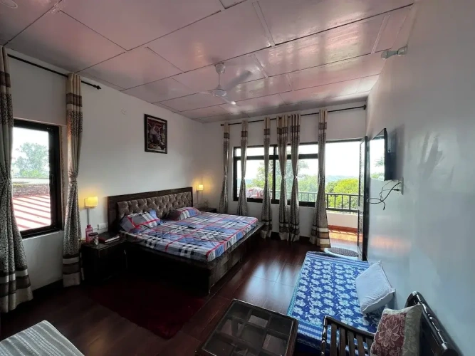 Standard Double Family room with balcony and with mountain view