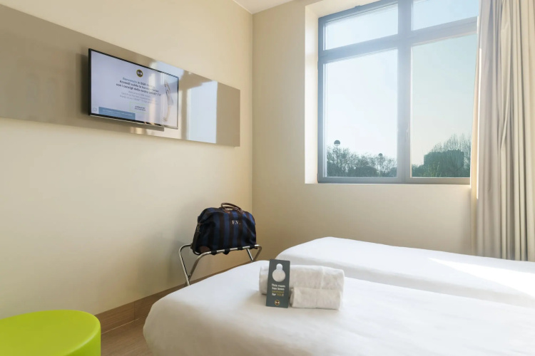 B And B Hotel Milano San Siro photo 8