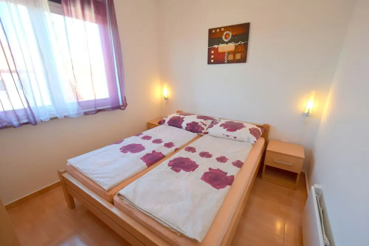 Apartment Jela