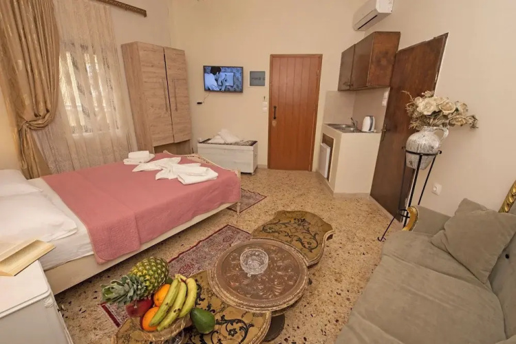 Arionos Rooms