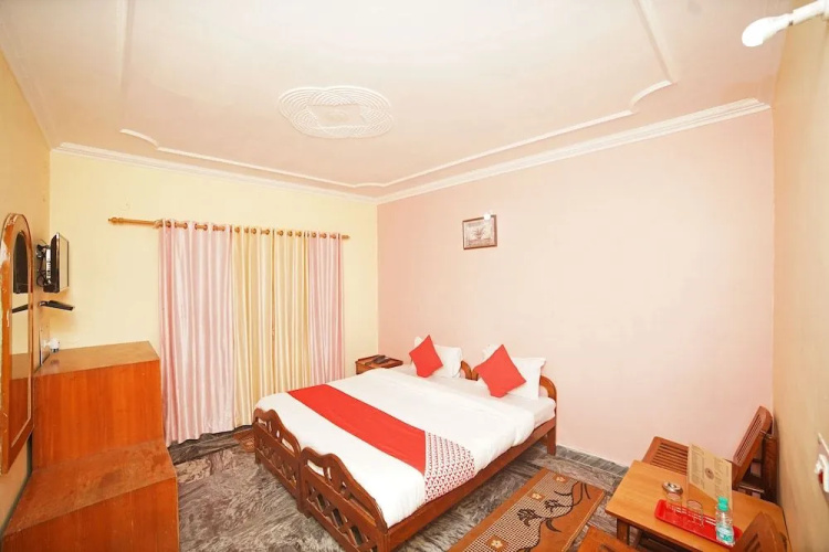 Oyo 37141 Pathik Resort