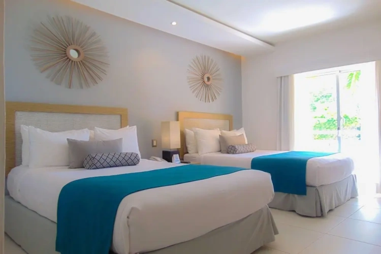 Deluxe Quadruple room with ocean view