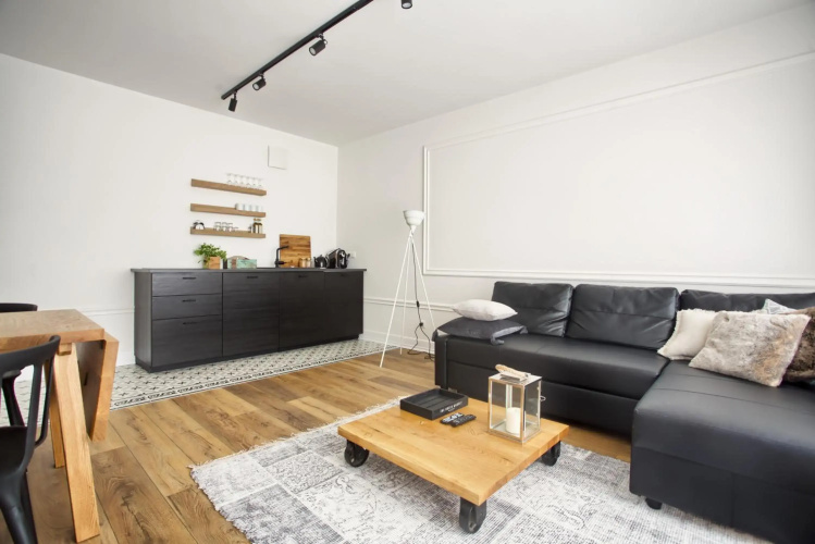 Apartament August