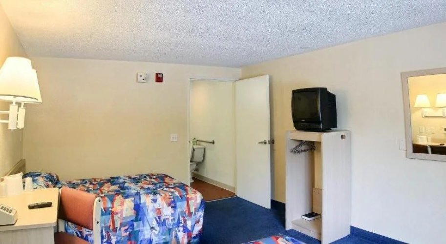 Motel 6 Palm Bay