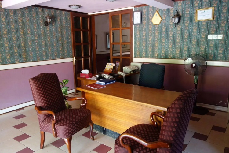 Islet Hotel