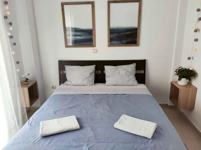Fully equipped 2-bedroom flat unique view all year