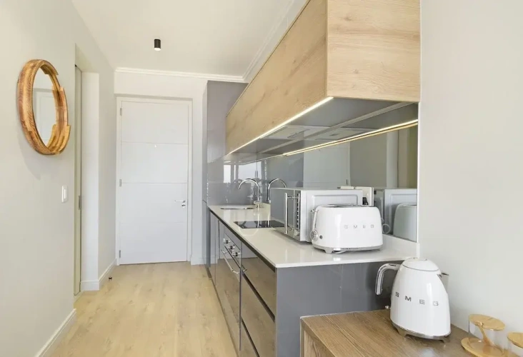 Apartment with balcony