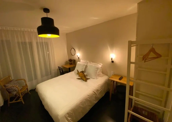 Comfort room with balcony