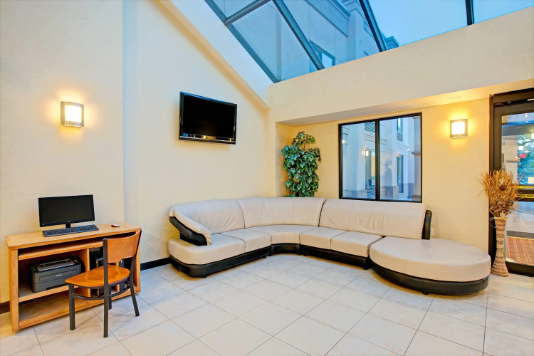 Days Inn by Wyndham Parsippany