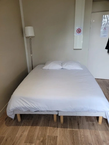 Deluxe Studio