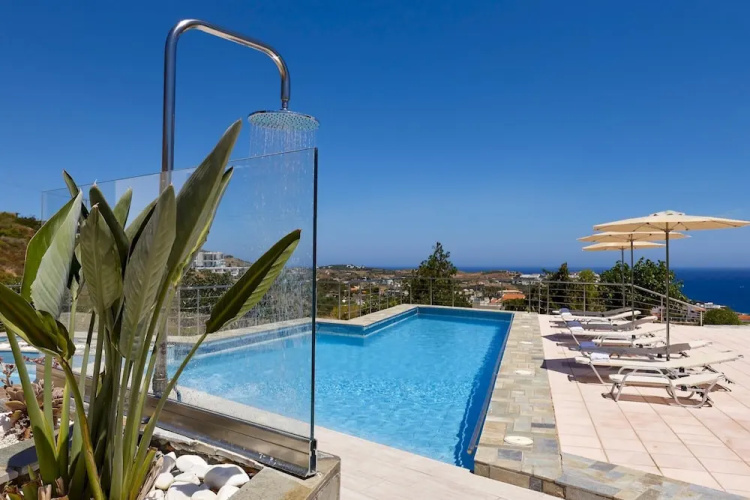 Cozy Vintage Style sea View Apartment Shared Pool