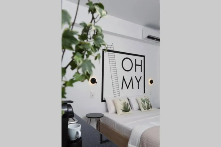 Valory #7 Aesthetic Stay