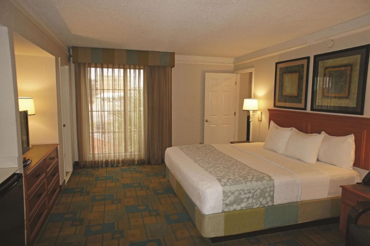 Deluxe Double Suite