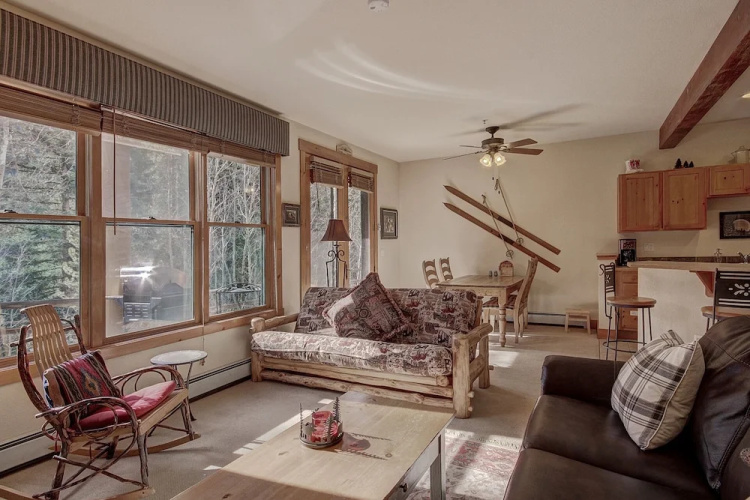 8775 Trappers Crossing - 1 Br Condo