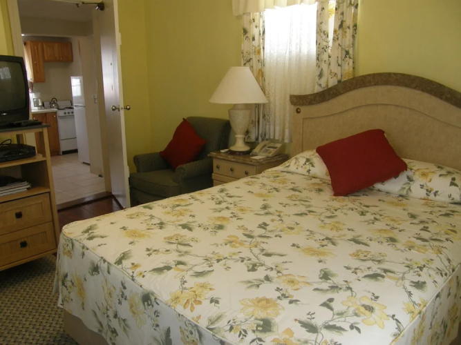 Dawkins Manor Hotel