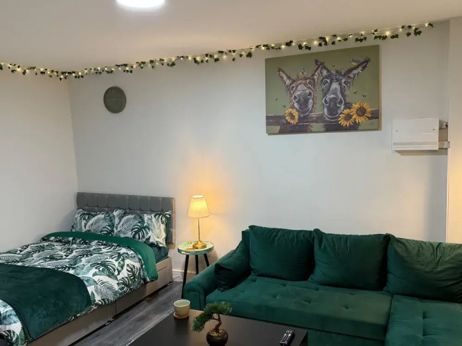 Spacious Central Bull Ring Apt