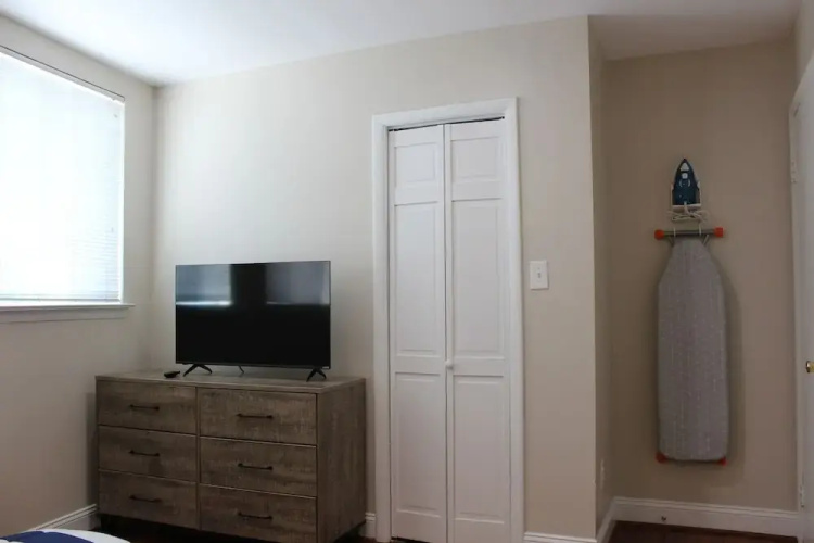 Cozy 3 Bedroom/Great Location