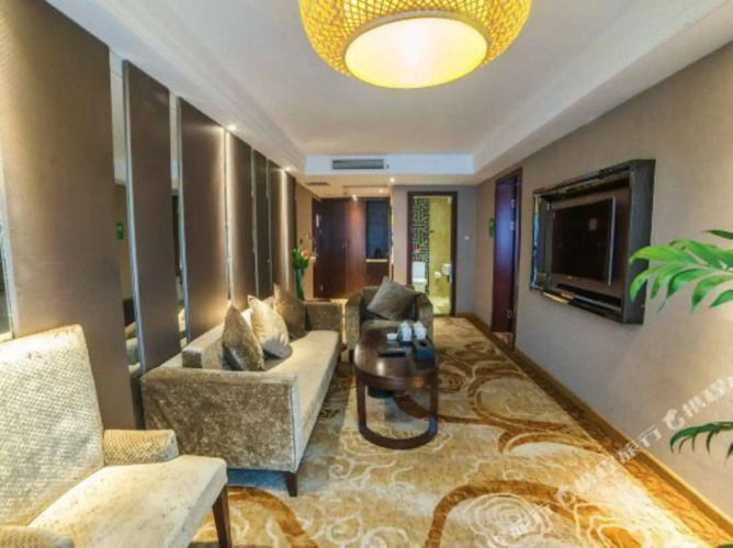 jincheng Hotel