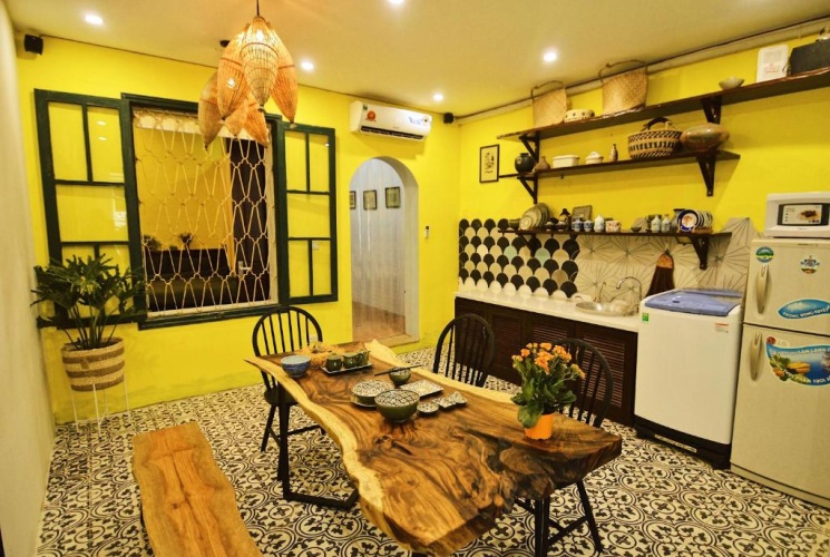 3 Bedrooms Apartment