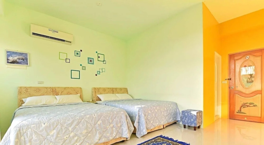 Make Dream Bed and Breakfast