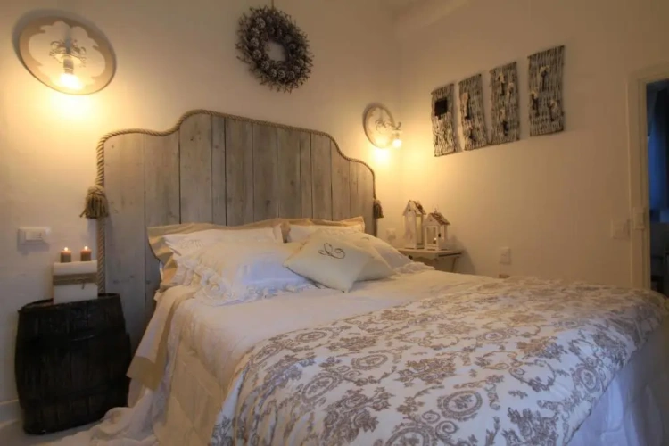 2 Bedrooms Cottage