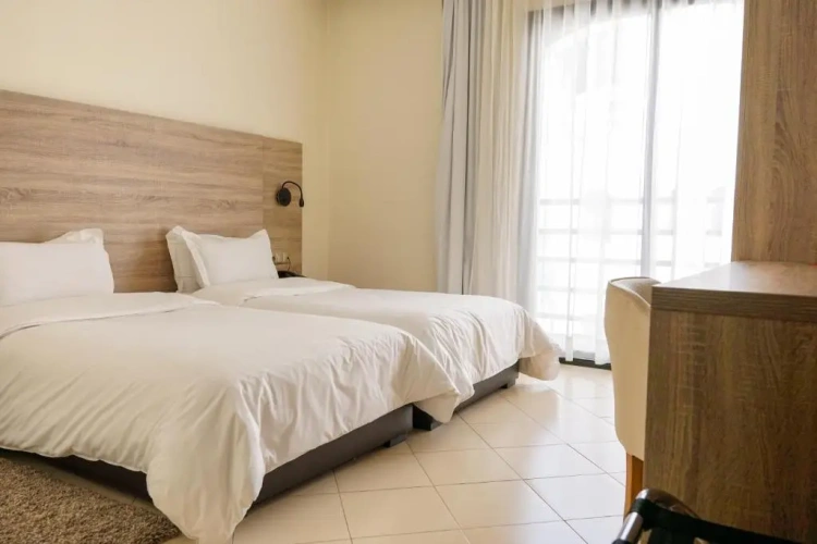 Standard Twin room with sea view