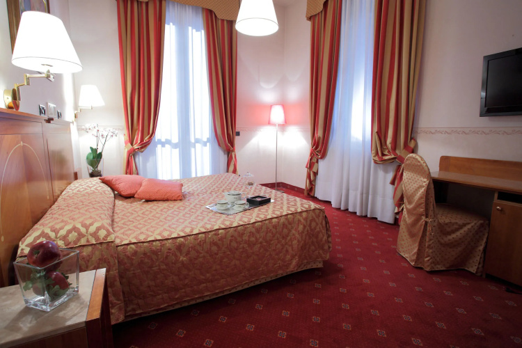 Rechigi Park Hotel