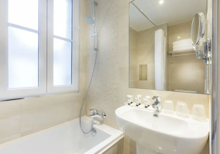 Superior Triple room