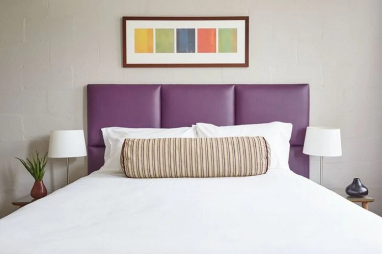 SoYa on Davis Apartment Hotel