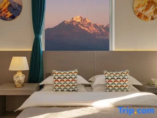 Standard Double room with mountain view