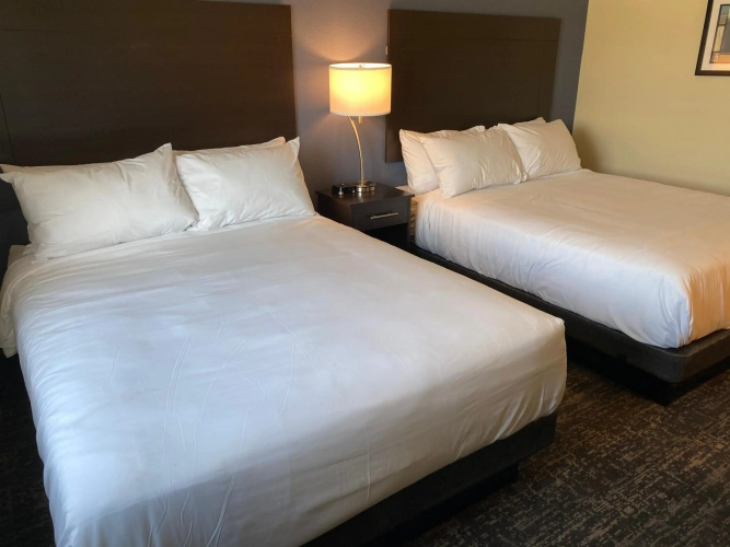 Cobblestone Inn & Suites - Forest City