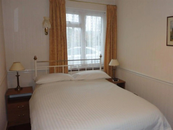 Brookthorpe Lodge