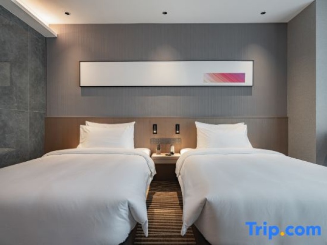 Luxury Twin room