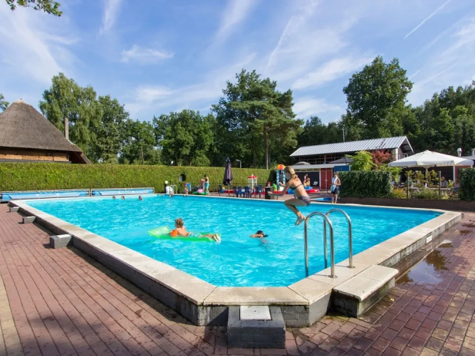 Nice Chalet With Dishwasher, on the Veluwe