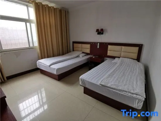 Xinyang Haiping Hotel
