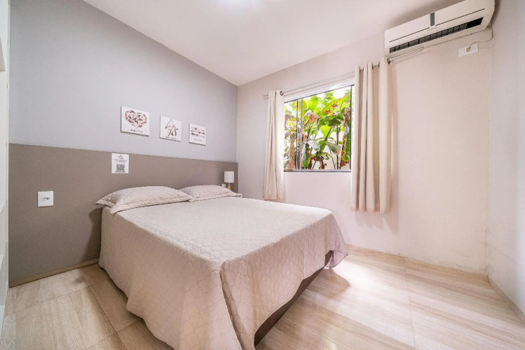 026 - Lindo Residencial com Piscina e Jacuzzi em Bombas