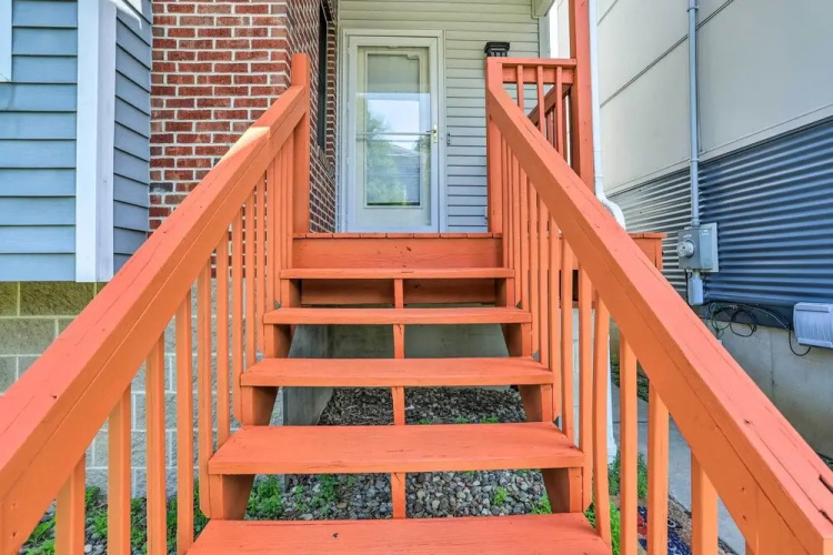 Central Cleveland Gem w/ Direct Skyline View!