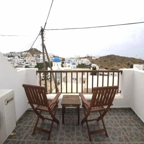 Standard Triple room with balcony