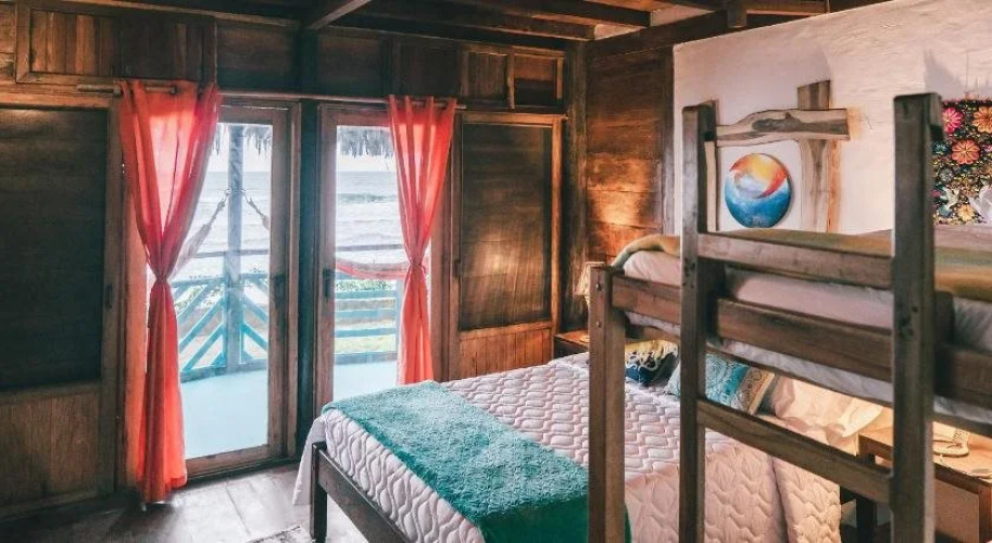 Cuna Luna Hosteria