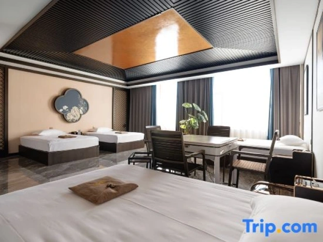 Premier Suite