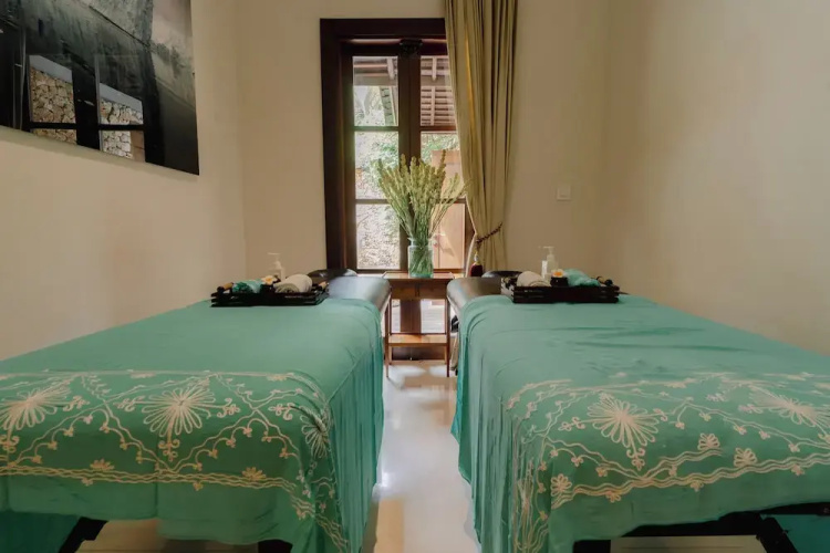 LataLiana, Seminyak, Seminyak