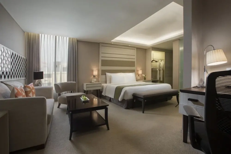 Premier room