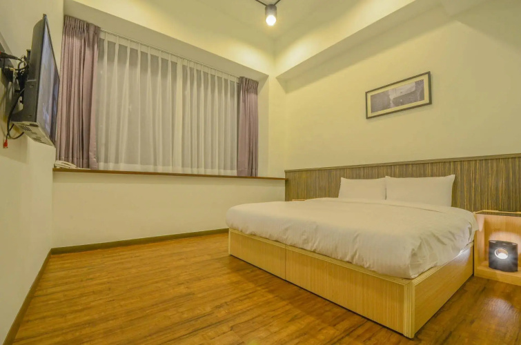 Calamari Hostel