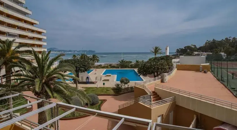 Sea Front Voramar Apartment