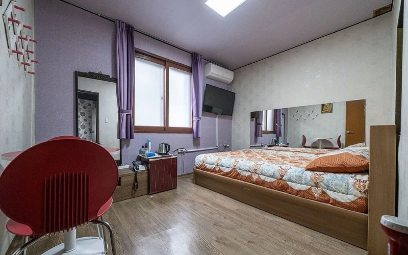 Guest rooms